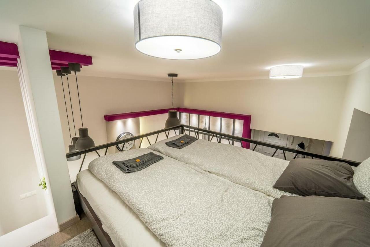 Cozy Downtown Studio Apartment Budapest Eksteriør billede
