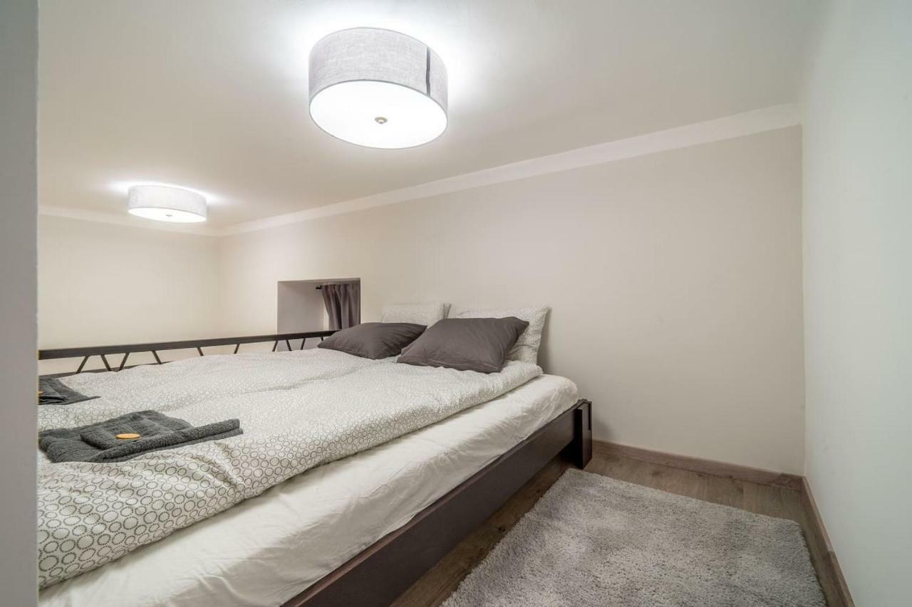 Cozy Downtown Studio Apartment Budapest Eksteriør billede